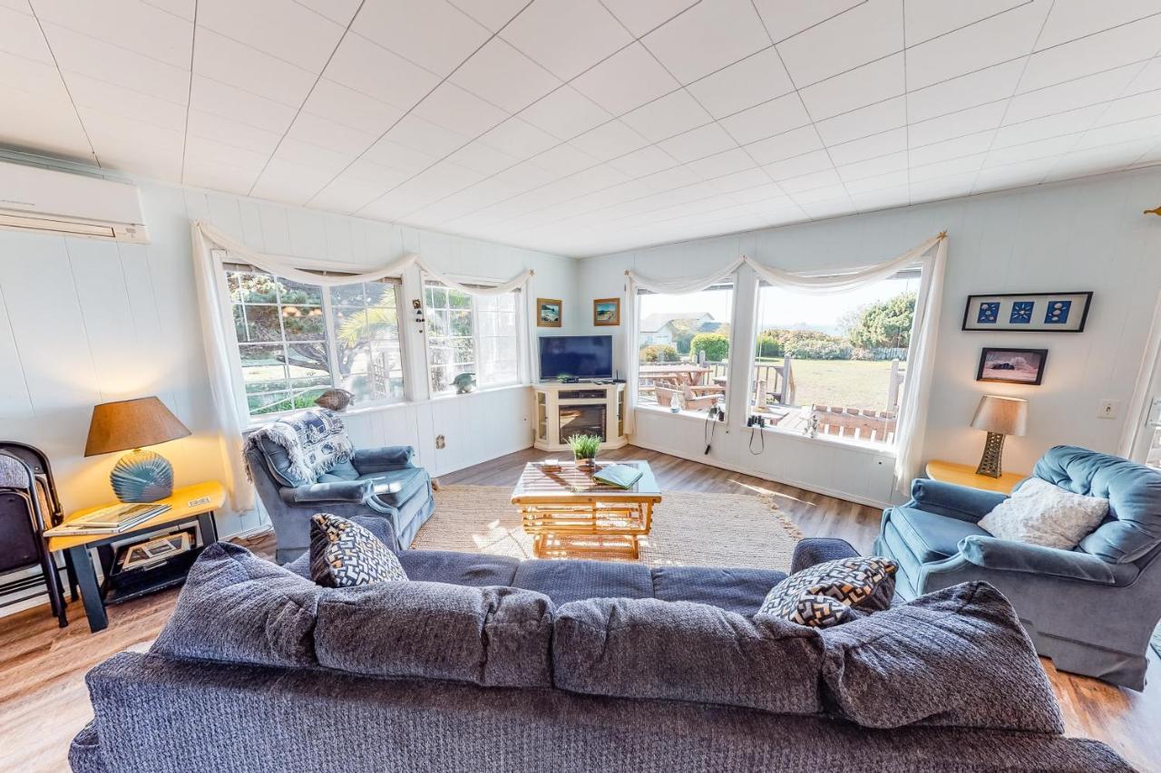 Sea Dreamer Cottage Smith River 외부 사진